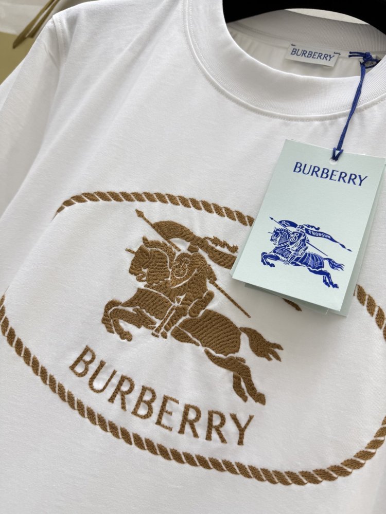 Футболка женская фото 7