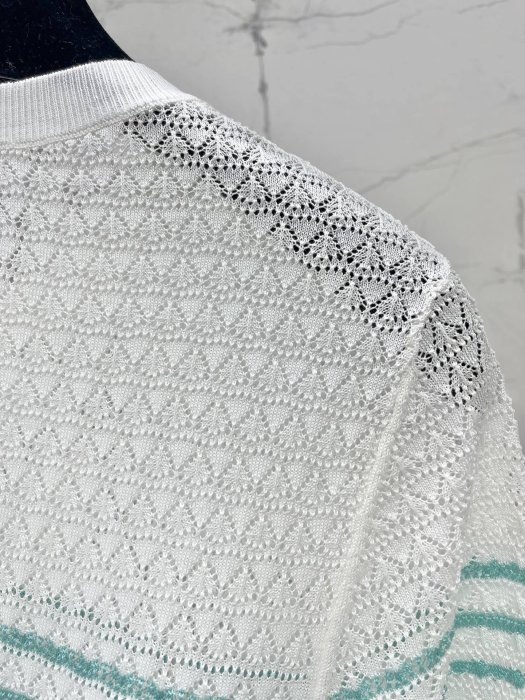 Футболка женская фото 7