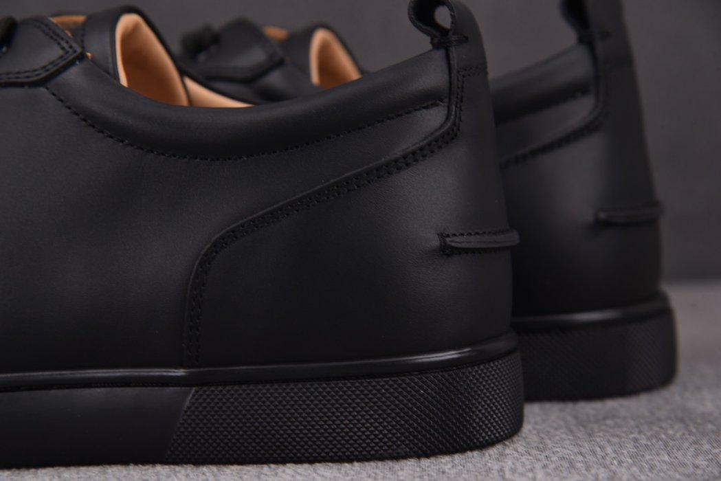 Sneakers Christian Louboutin Louis Junior Spikes CL фото 13