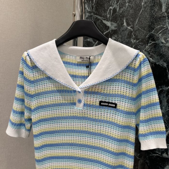 T-shirt women's фото 2