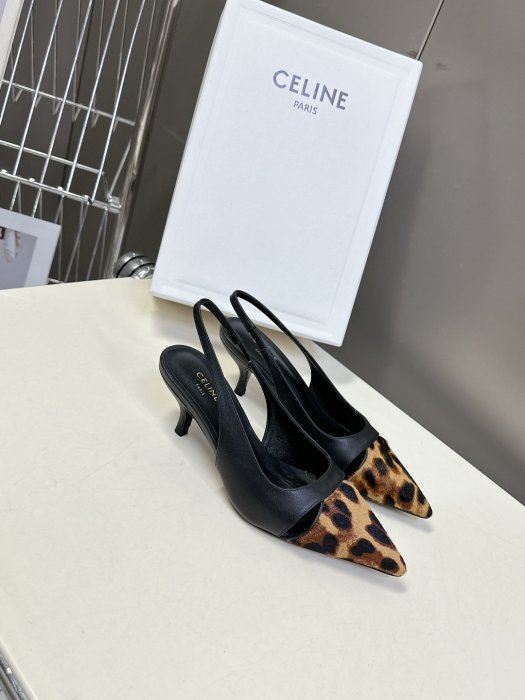 Босоножки фото 2