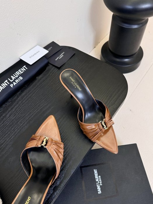 Босоножки фото 4