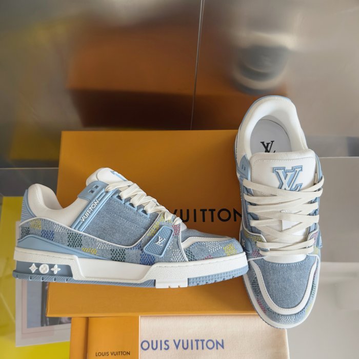 Кроссовки женские LV Trainer