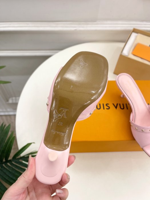 Босоножки фото 9