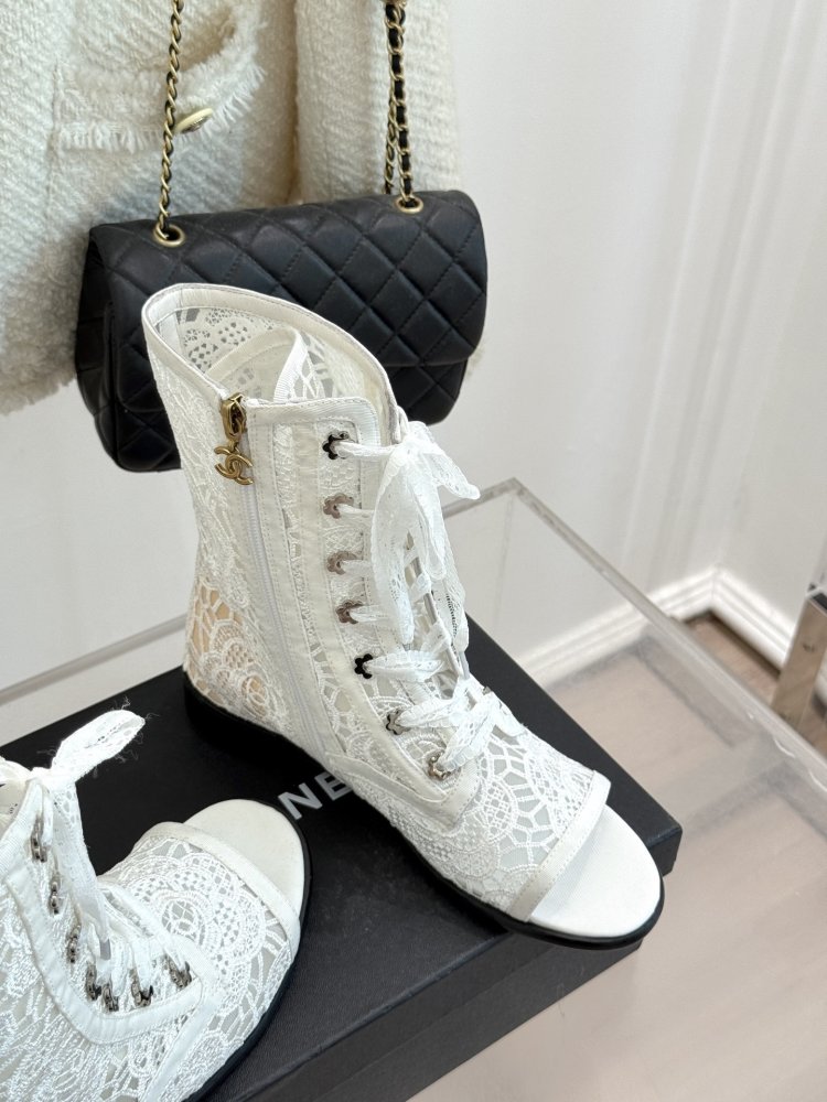 Ботинки женские фото 5