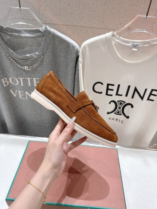 Лоферы женские фото 5