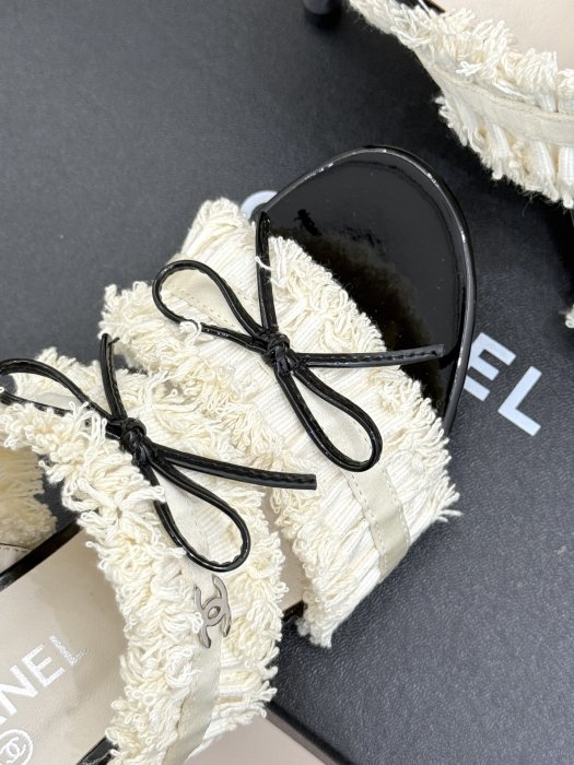 Босоножки фото 7