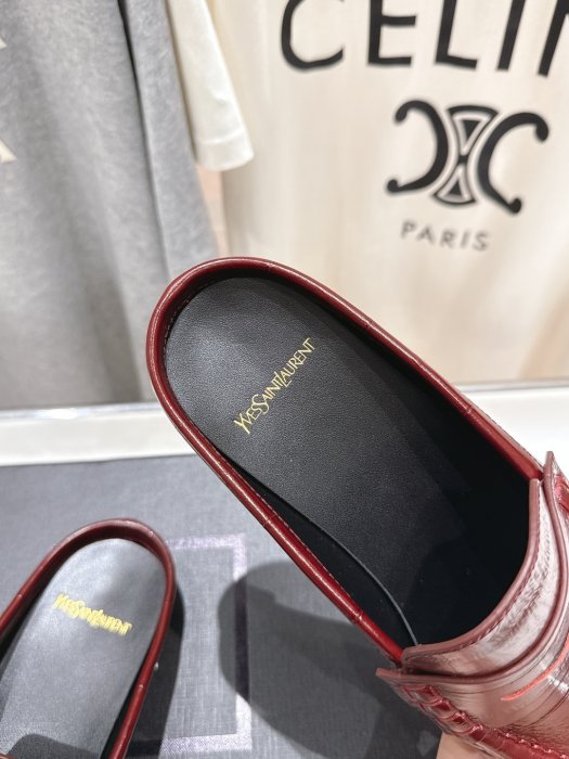 Мокасины кожаные женские фото 6