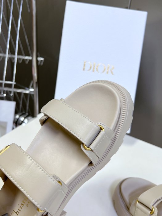 Sandals women's фото 7