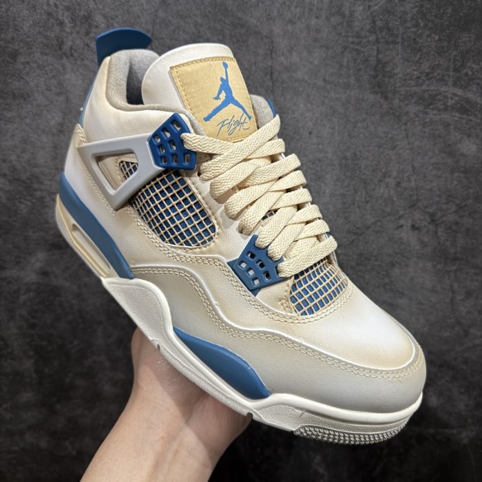 Кроссовки Air Jordan 4 Retro фото 3