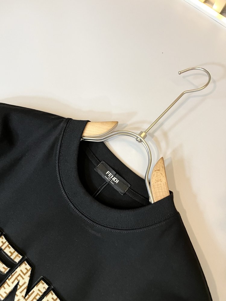 T-shirt men's фото 6