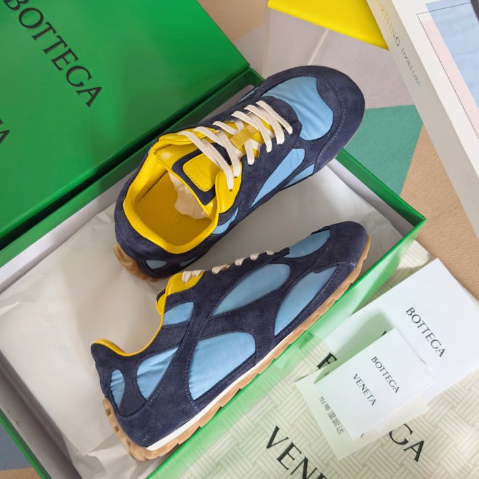 Кросівки фото 4