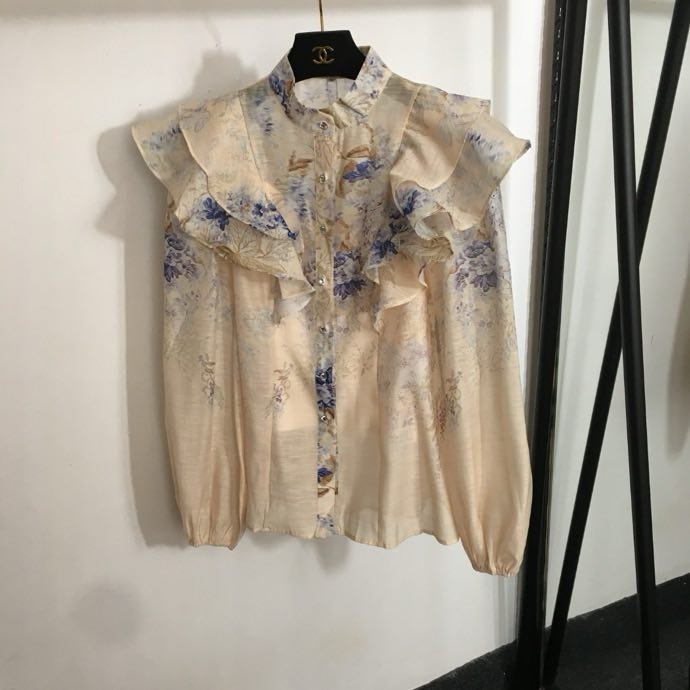 Costume female фото 9