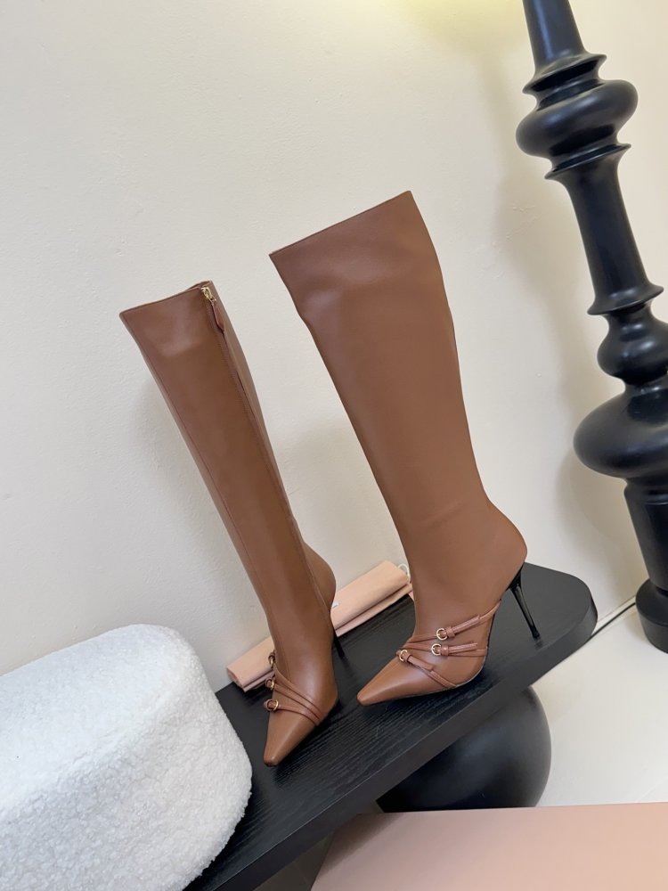 Boots women's фото 3