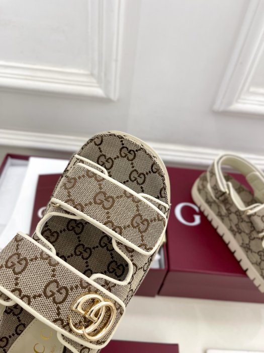 Sandals women's - the size 37 фото 5