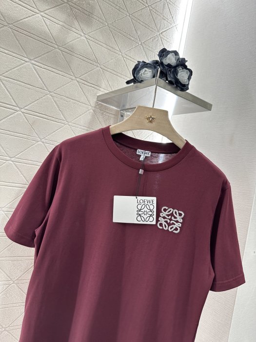 T-shirt women's фото 3