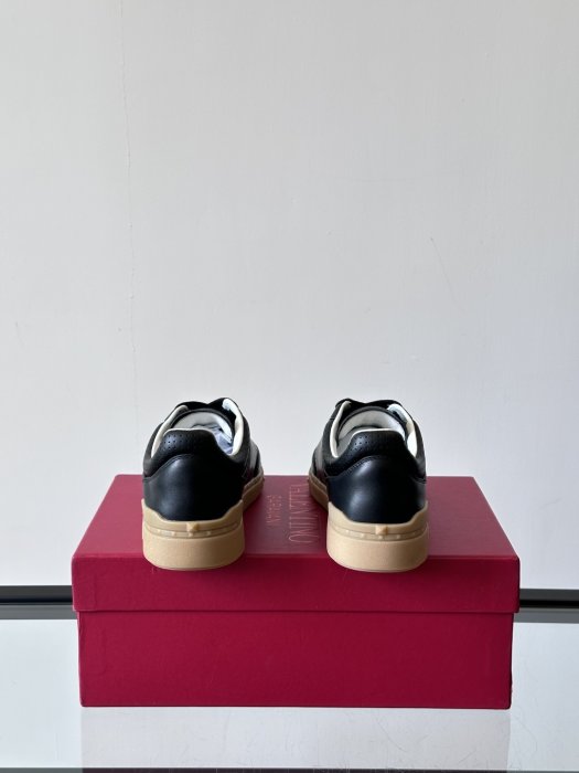 Кросівки чоловічі фото 7