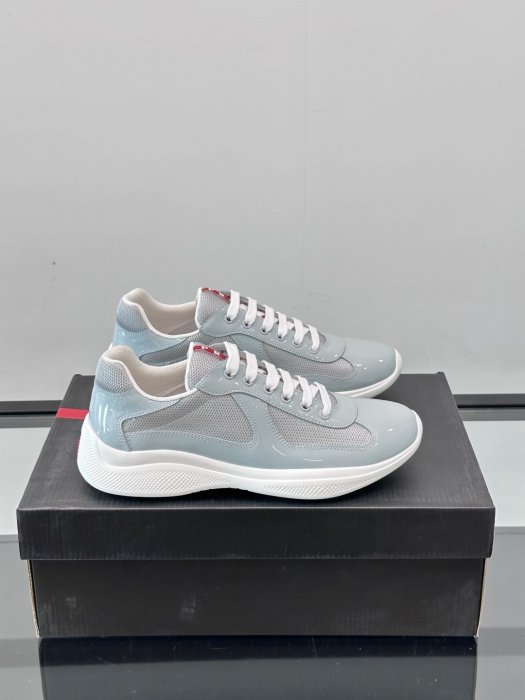 Кроссовки мужские