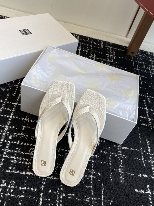 Босоножки фото 4