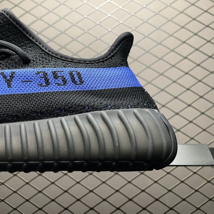 Кроссовки Yeezy Boost 350V2 фото 4