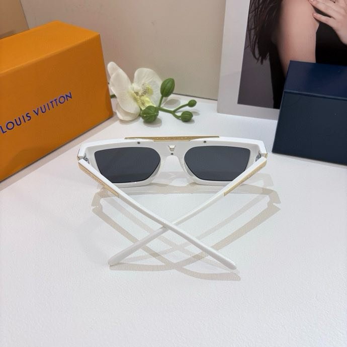 Окуляри сонцезахисні фото 8