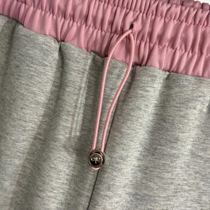 Костюм жіночий фото 4