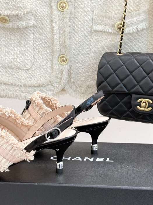 Босоножки фото 6