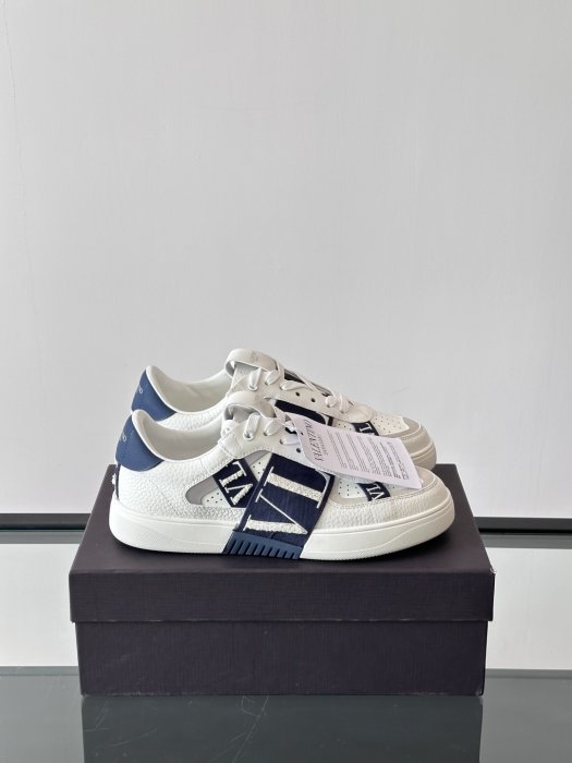 Кроссовки мужские