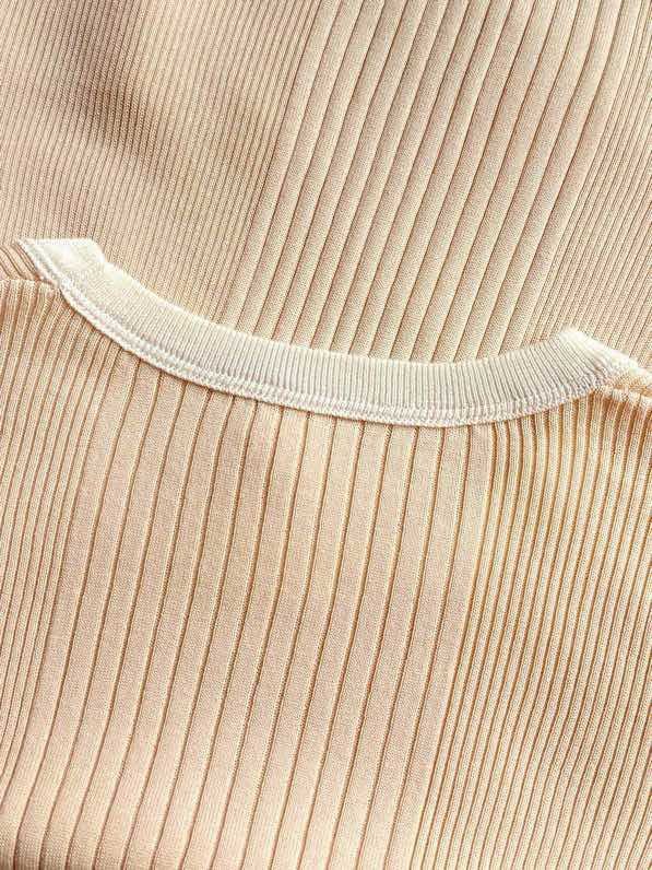 Футболка женская фото 2