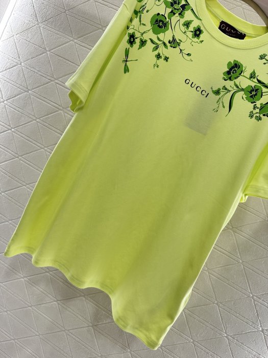 T-shirt women's фото 5