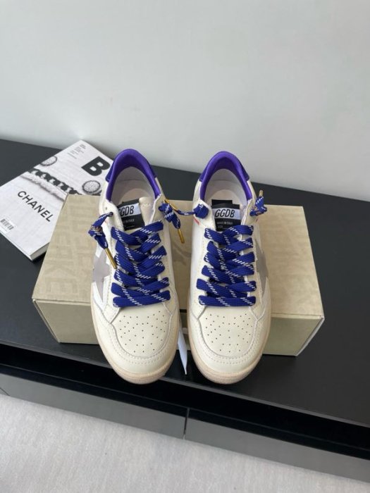 Кроссовки женские фото 7