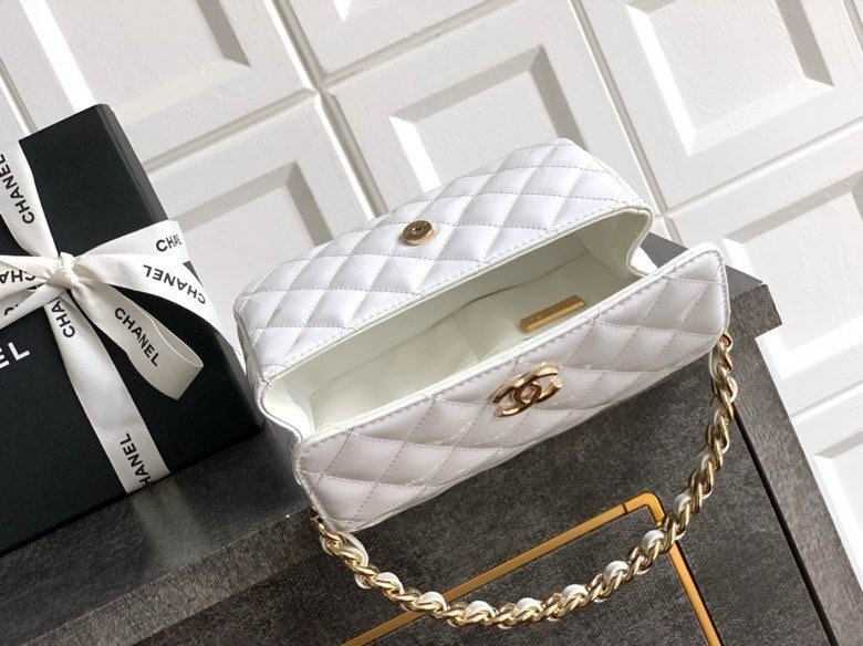 Сумка кожаная CHANEL 25P 18 см фото 9