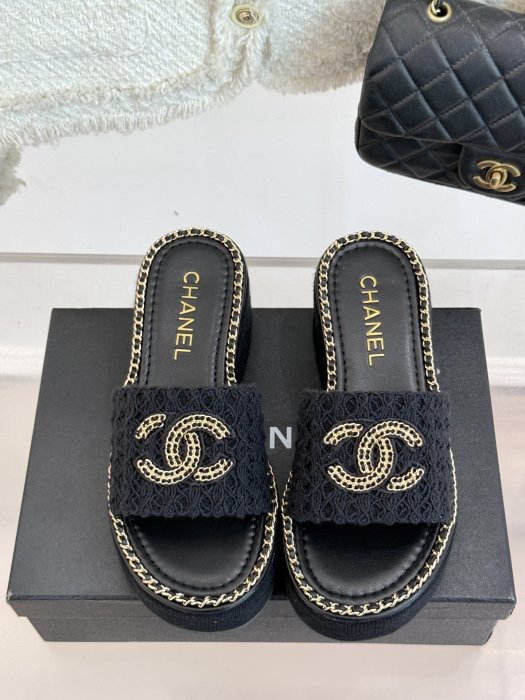 Босоножки фото 4