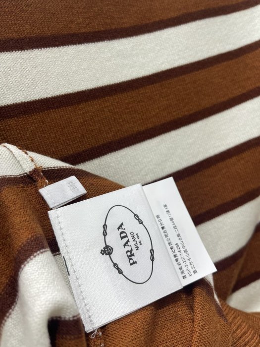 T-shirt women's фото 7