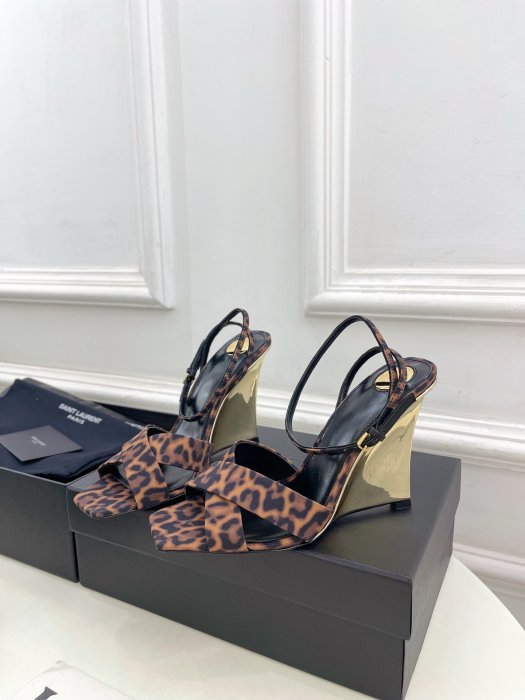 Босоніжки фото 3