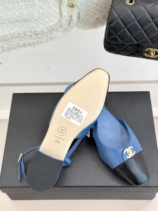 Босоножки фото 9