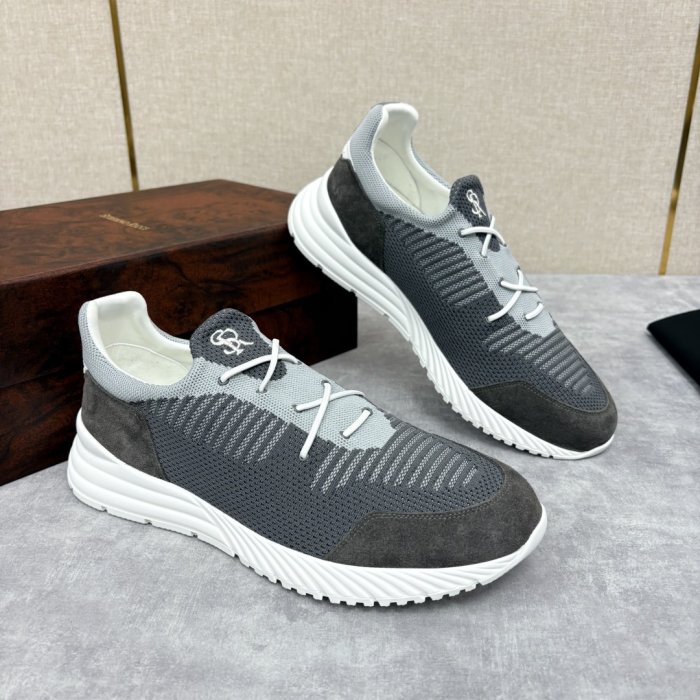 Кросівки фото 4