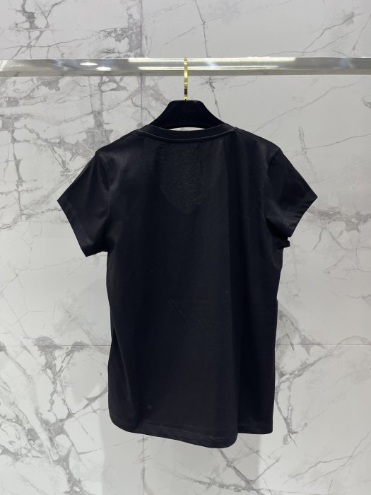 Футболка жіноча фото 9