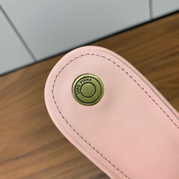 Босоножки фото 7