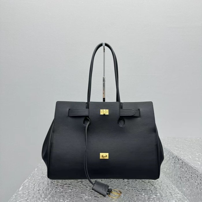 A bag women's Bel Air 30 cm