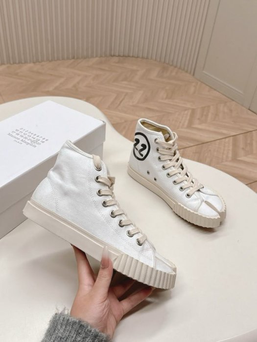 Shoes women's from bifurcated the toe фото 3