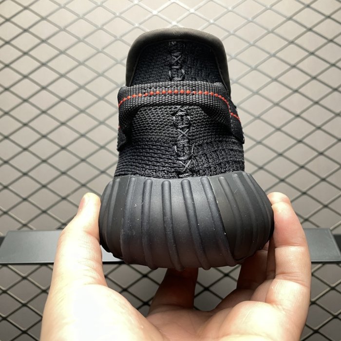 Кроссовки Yeezy Boost 350V2 фото 2