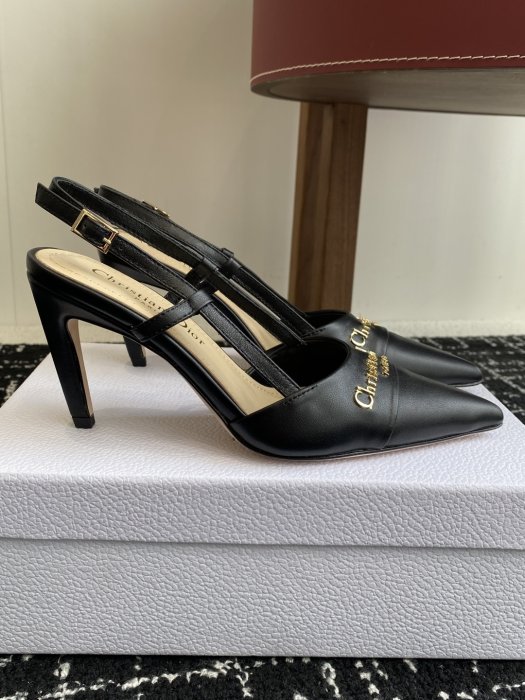 Босоножки фото 2