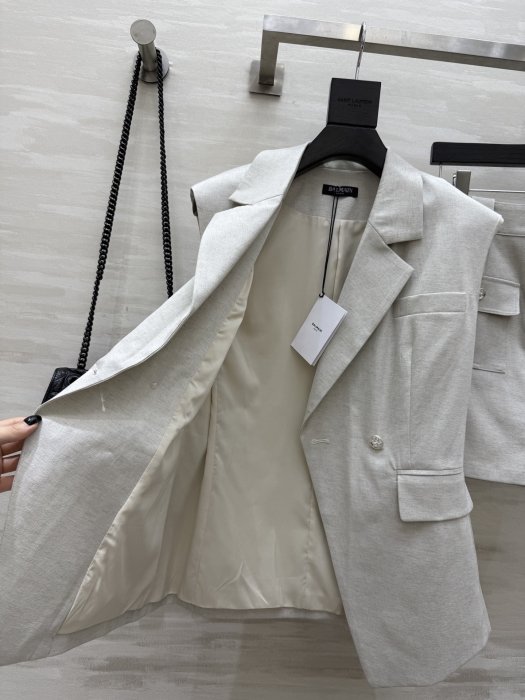 Костюм жіночий фото 5