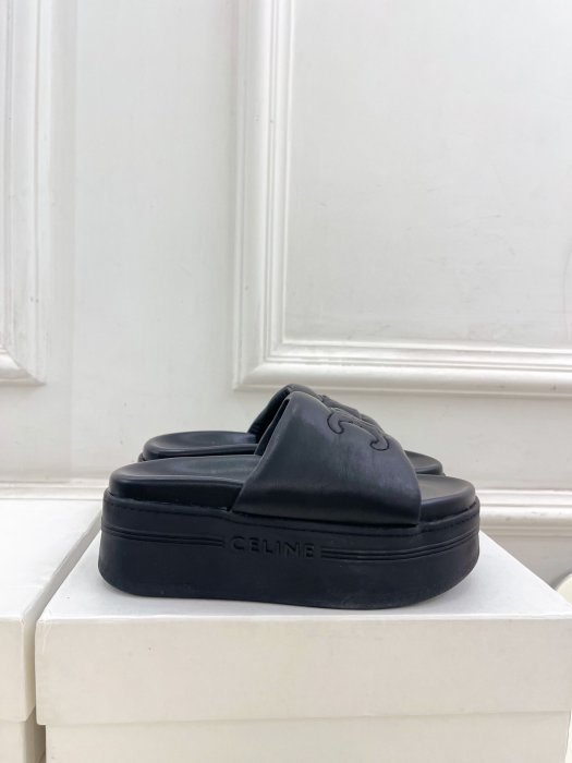 Шлепанцы женские фото 2