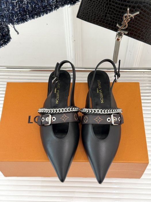 Босоножки фото 4