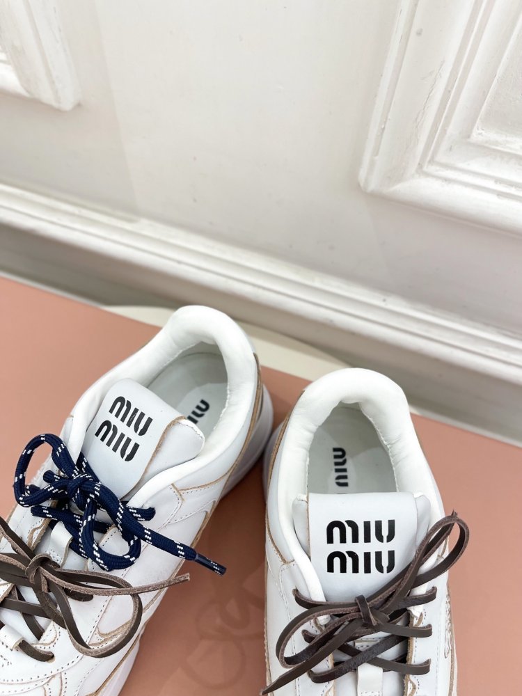 Кроссовки женские фото 7