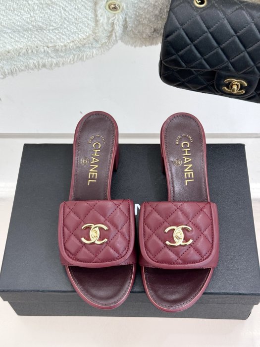 Босоножки фото 4