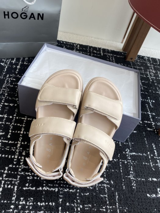 Сандалии женские фото 4