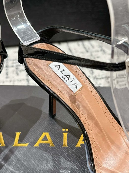 Босоножки фото 9